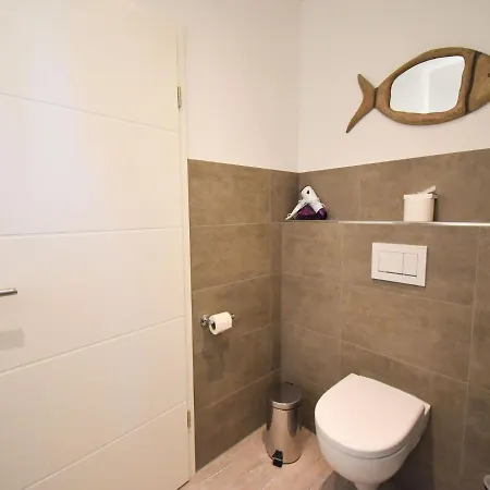 Hébergement de vacances Ferienhaus Mein Ostseeplatzchen Am Meer 7 *