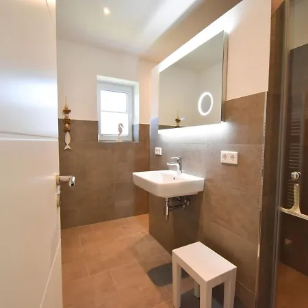 Ferienhaus Mein Ostseeplatzchen Am Meer 7 Hébergement de vacances *
